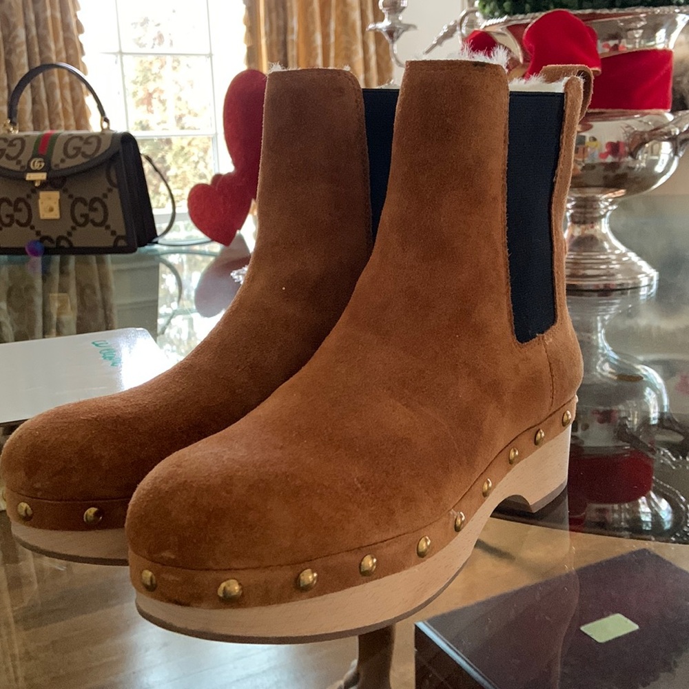 Brown suede j crew fur lined clog booties